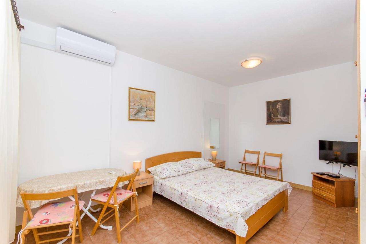 Apartments Goran Postira Dış mekan fotoğraf