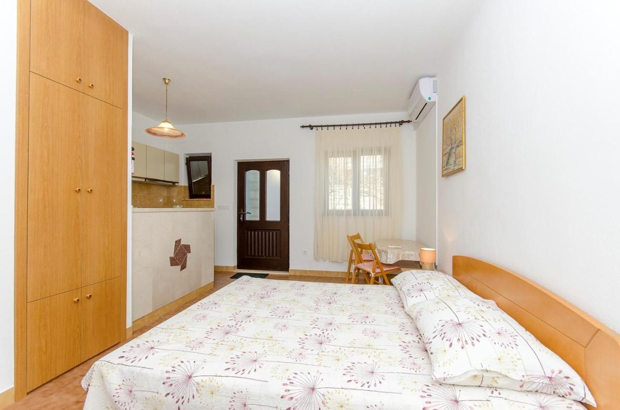 Apartments Goran Postira Dış mekan fotoğraf